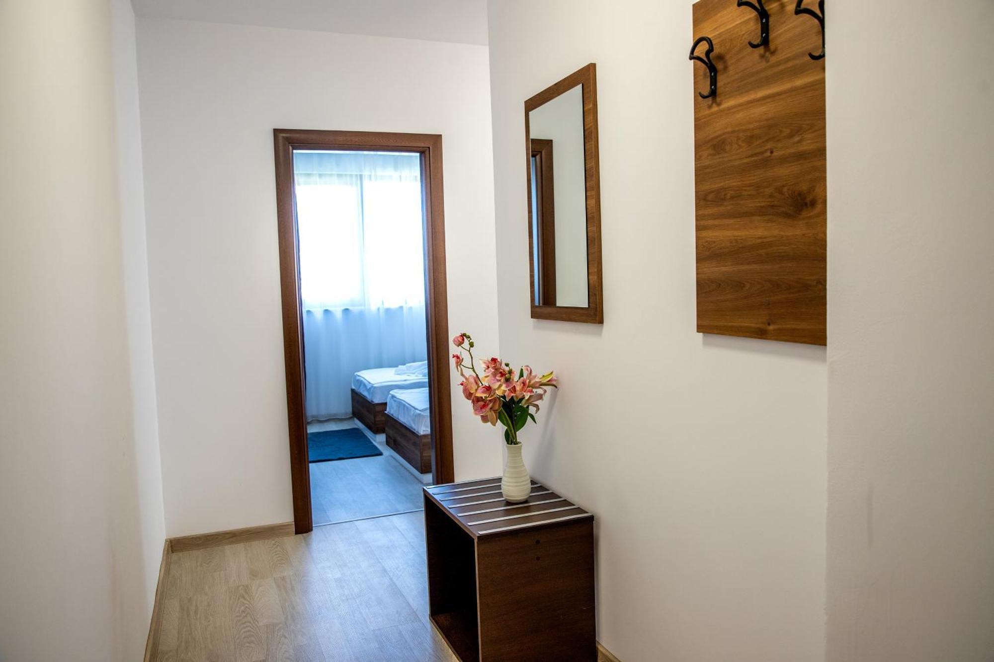 Two-Bedroom Premium Apartment Святые Константин и Елена Экстерьер фото
